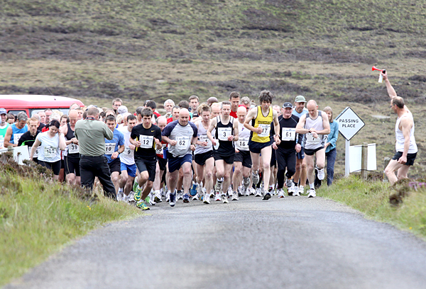 The start of the 2011 Hoy Half-marathon.