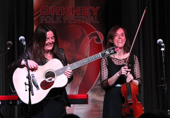 The Wrigley Sisters performing at Orkney Folk Festival 2014. The Festival Club at Stromness Hotel. The Wrigley Sisters with Stuart Shearer and Ian MacKay. 22/5/14 Tom O'Brien