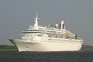 Cruise ship to arrive early