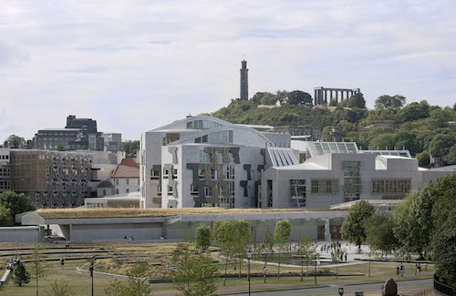 Politicians react as islands bill wins stage one parliamentary approval