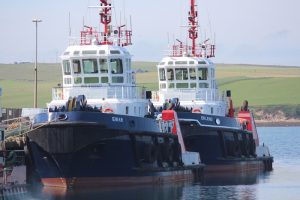 Broken down cargo ship towed to Scapa Flow