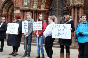 Silent vigil held against military action in Syria