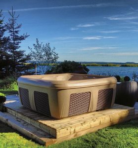 Win A Week’s FREE Hot Tub Hire