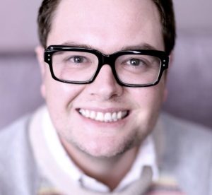 Alan Carr set for Orkney gig