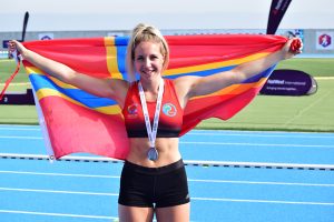 Spence grabs silver for medal number four