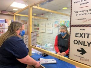 Shoppers required to wear face coverings