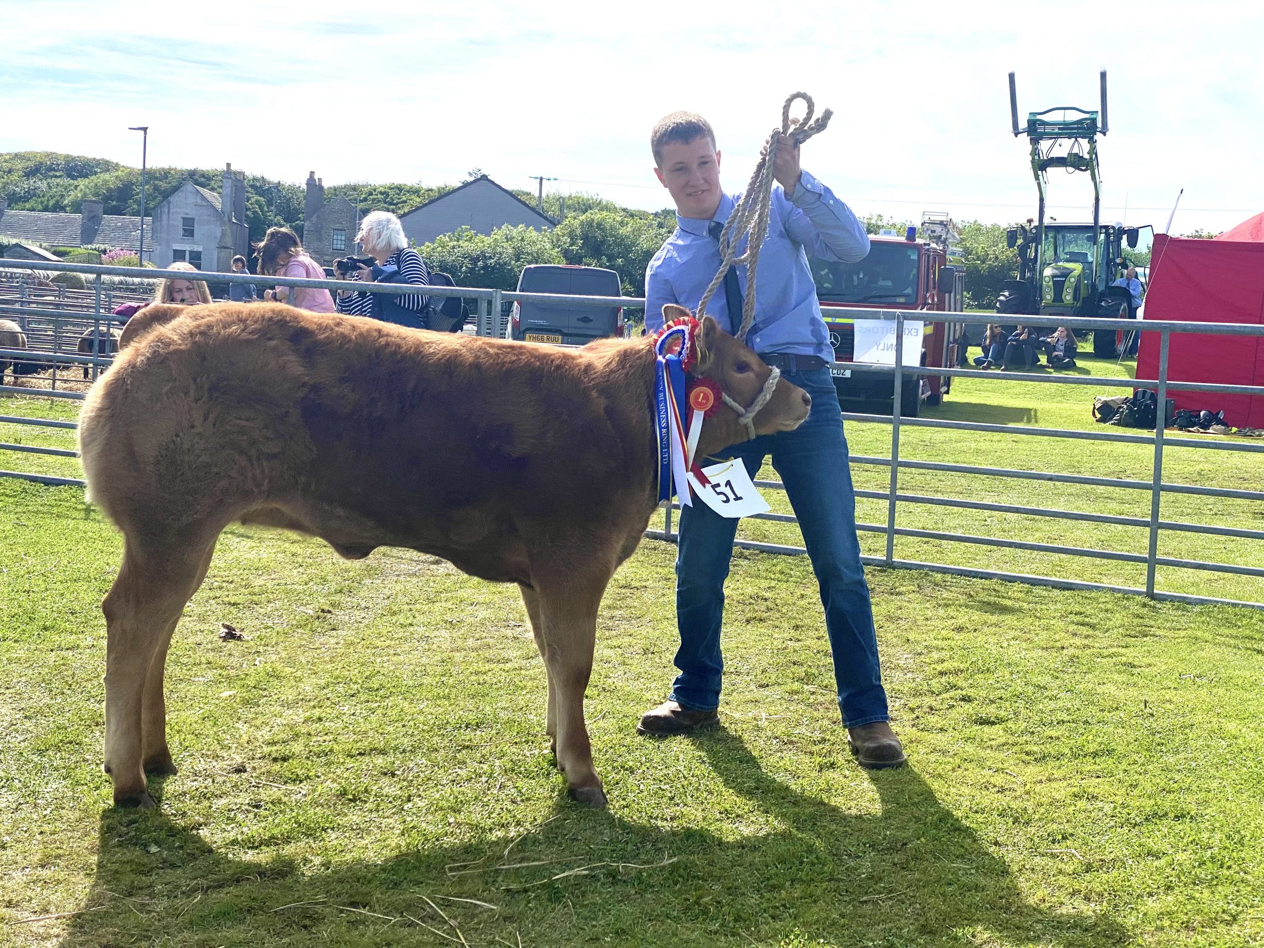 Sun shines for Shapinsay Show 2022