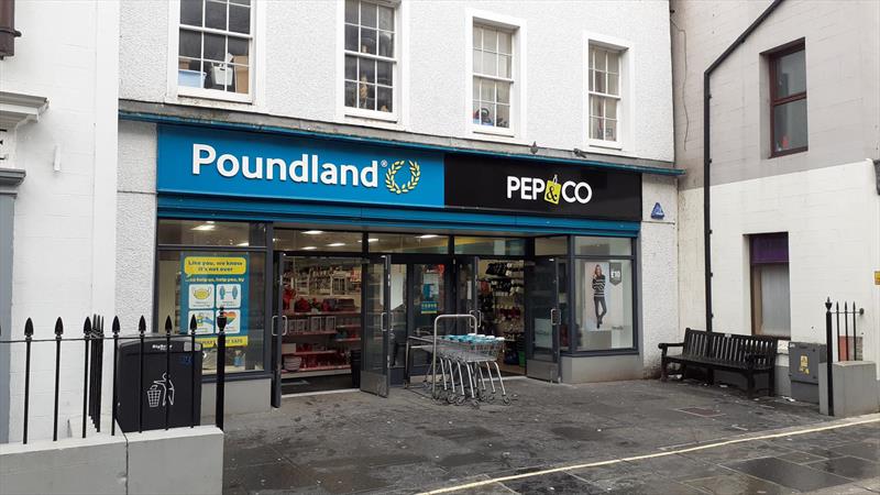 Discount retailer appears to take down Albert Street store announcement