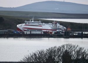 Pentalina returns to pier in morning operation after grounding