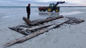 Archaeologists arrive on Sanday to inspect shipwreck