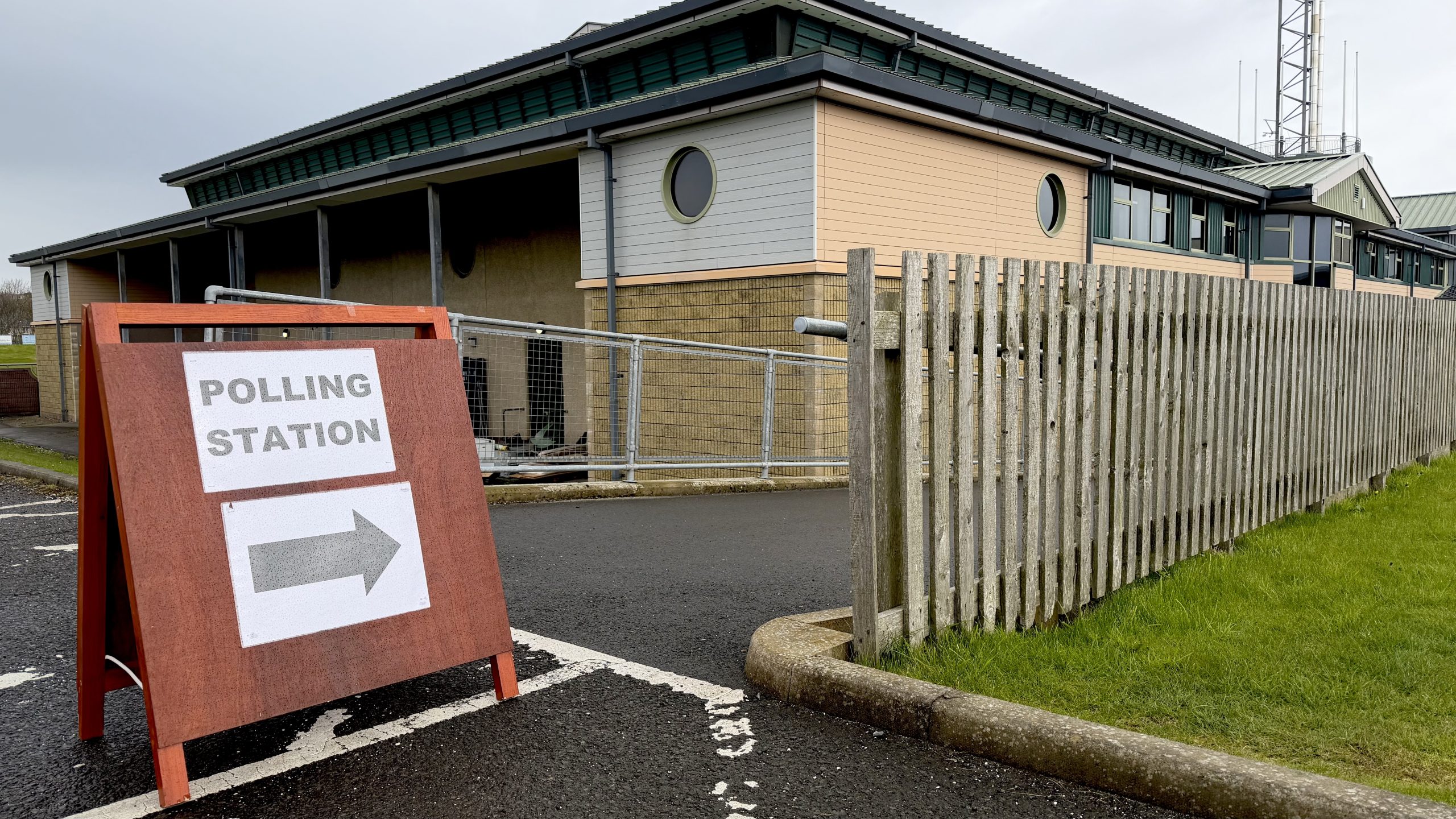 Polls open in Scottish Parliamentary Election