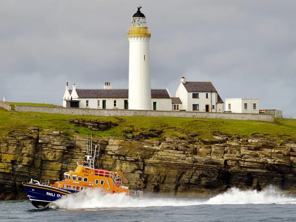 Hoy lighthouse cottages set to be raffled off for £5 per ticket