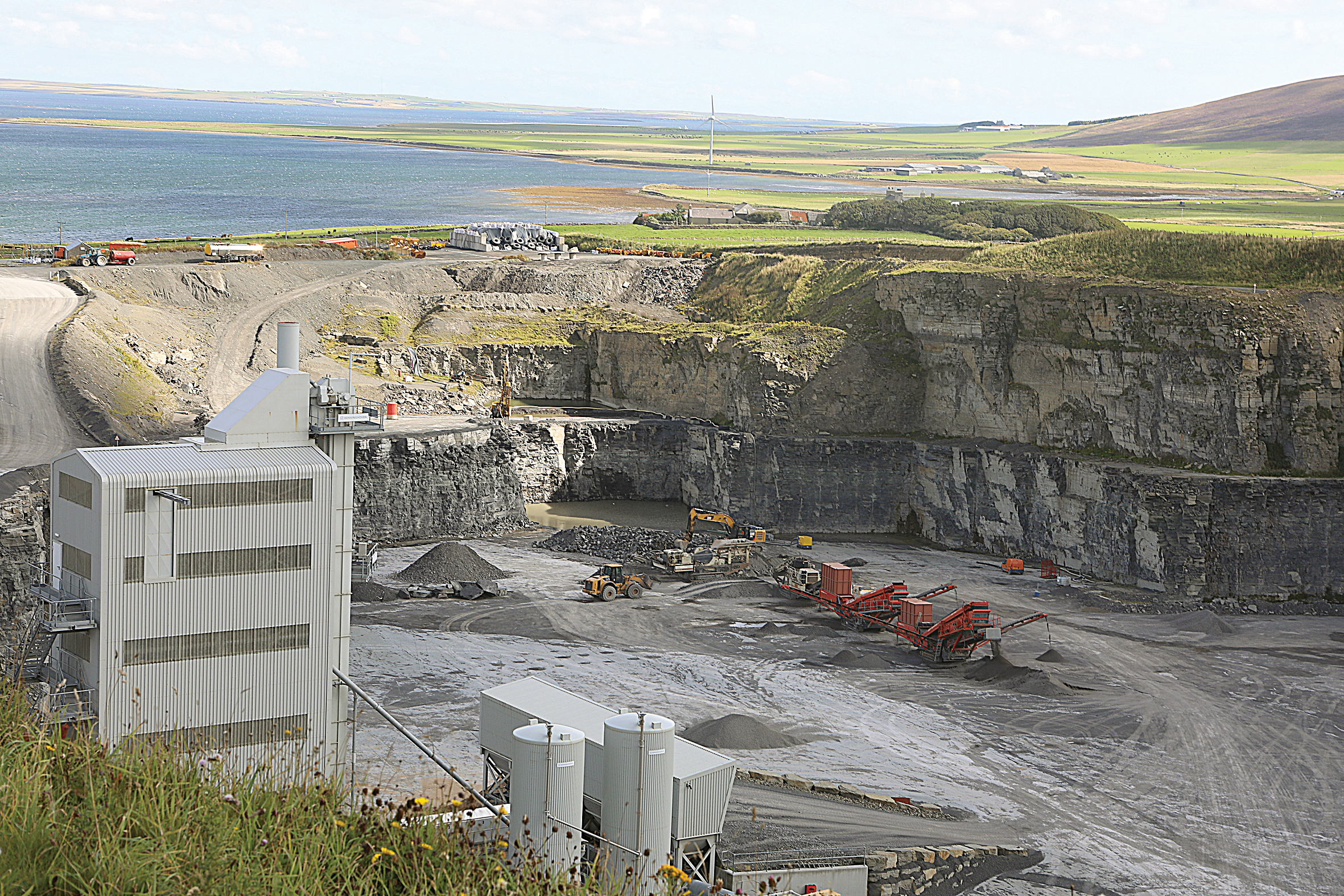 Tar plant at council quarry breaks down