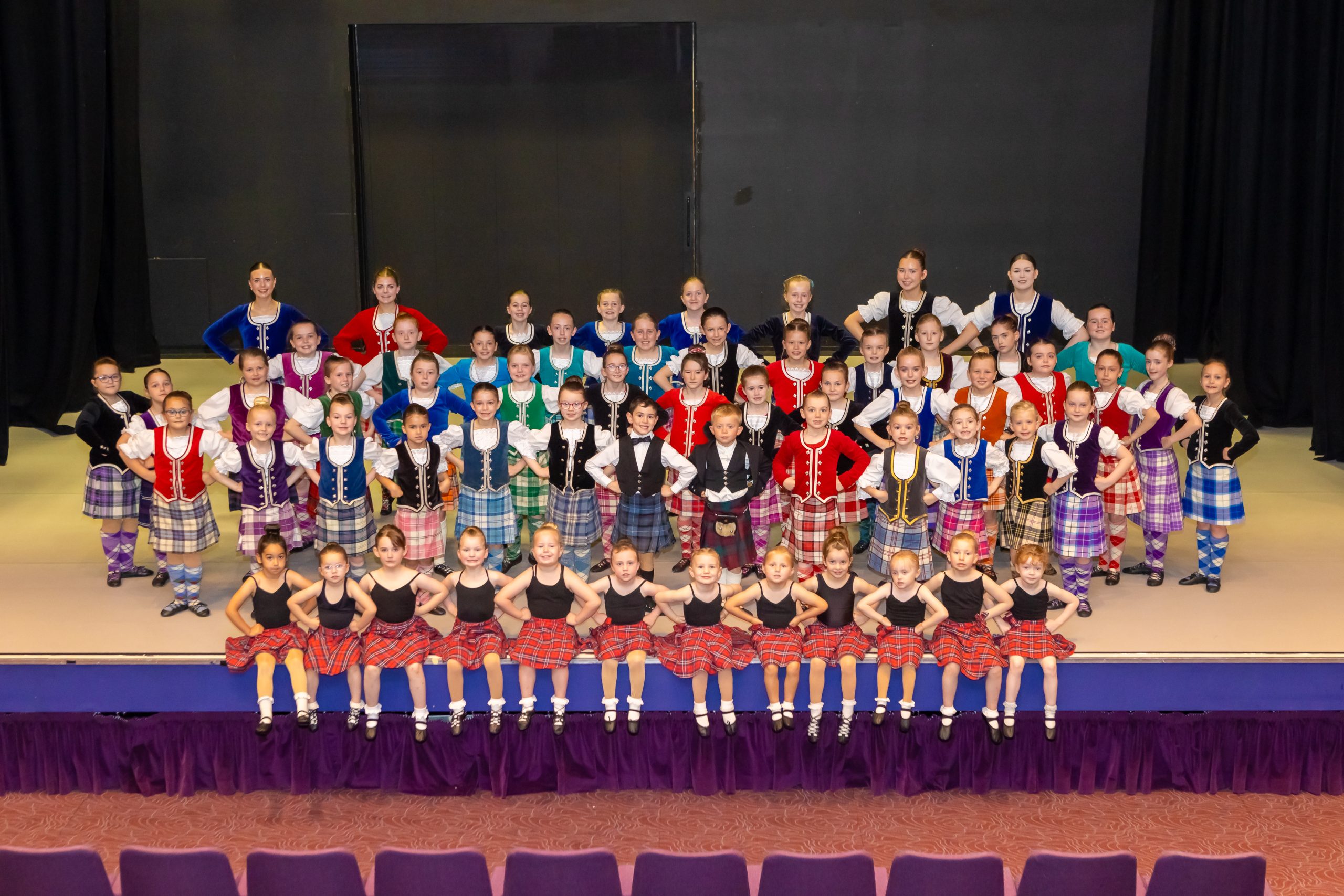 Fast-footed flingers enjoy first theatre show