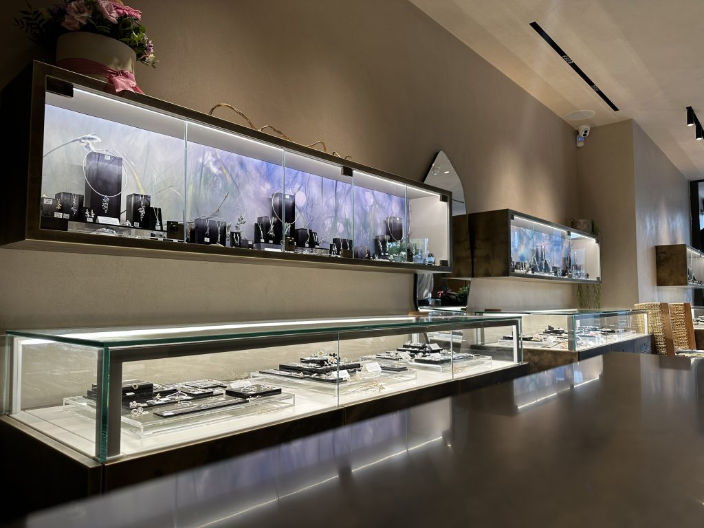 Sheila Fleet Jewellery bags double win for Edinburgh premises